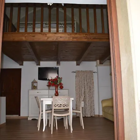 Casa Muscettola * レポラーノ